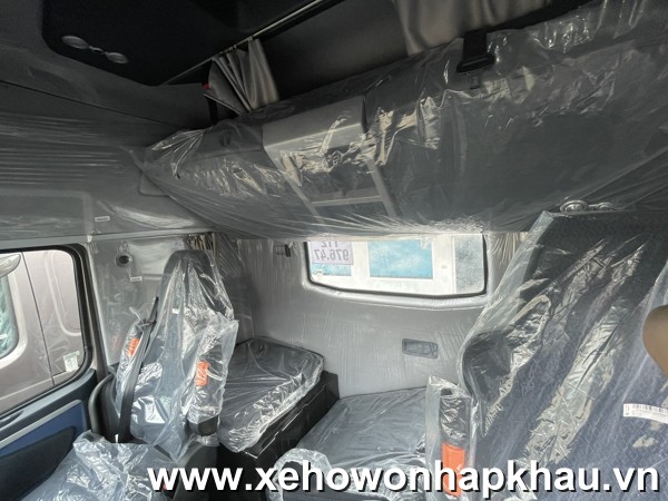 giường nằm đầu kéo howo 420