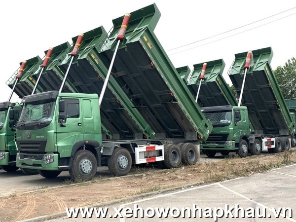 giá xe ben howo 4 chân thùng đúc 380hp